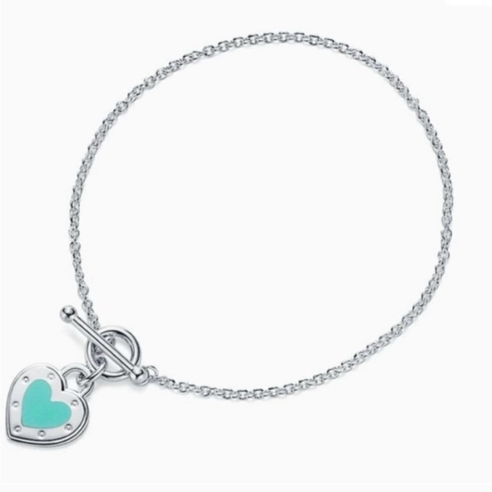 Tiffany and Co Love, Silver Heart Charm Bracelet, excellent condition ✨